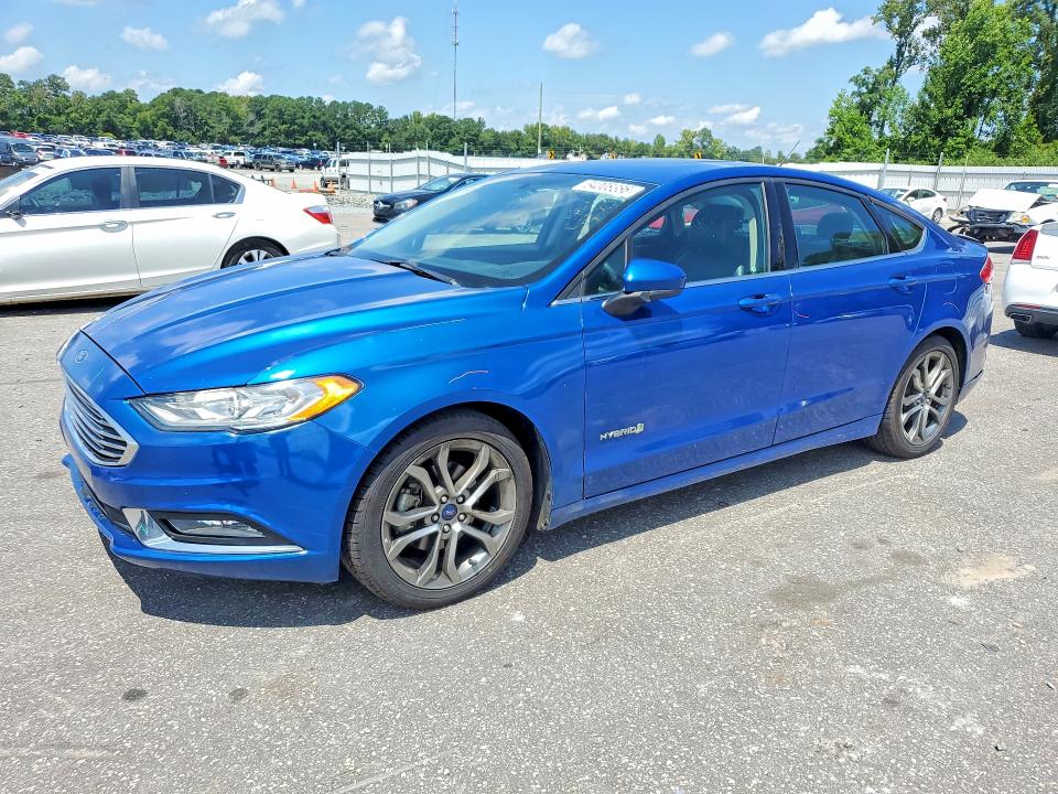 64008386 :رقم المزاد ، 3FA6P0LU4HR357722 vin ، 2017 Ford Fusion مزاد بيع