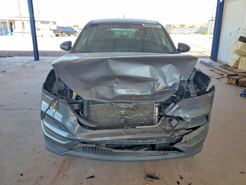 2017 Hyundai Tucson მანქანა იყიდება აუქციონზე, vin: KM8J23A45HU550103, აუქციონის ნომერი: 66402536