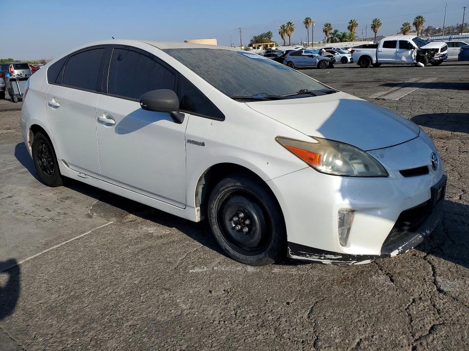63911346 :رقم المزاد ، JTDKN3DU7D5561118 vin ، 2013 Toyota Prius مزاد بيع