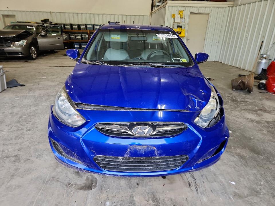 64741546 :رقم المزاد ، KMHCT4AE2CU202580 vin ، 2012 Hyundai Accent مزاد بيع