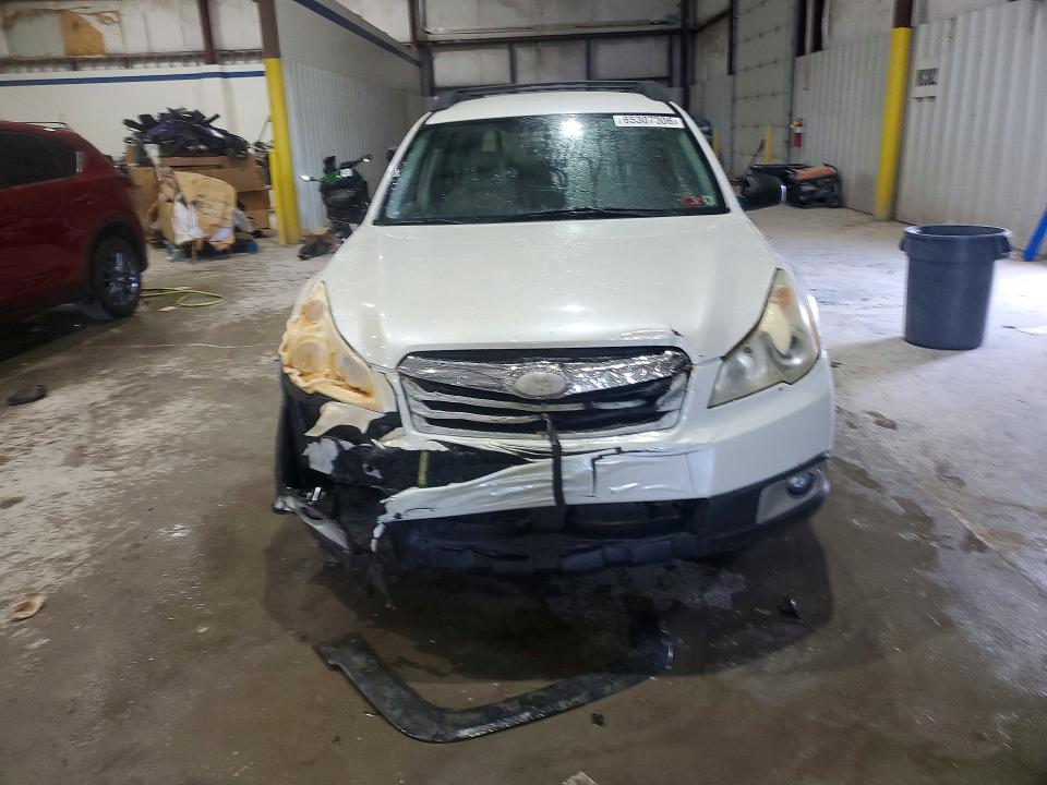 2011 Subaru Outback მანქანა იყიდება აუქციონზე, vin: 4S4BRCAC2B3406402, აუქციონის ნომერი: 65307306