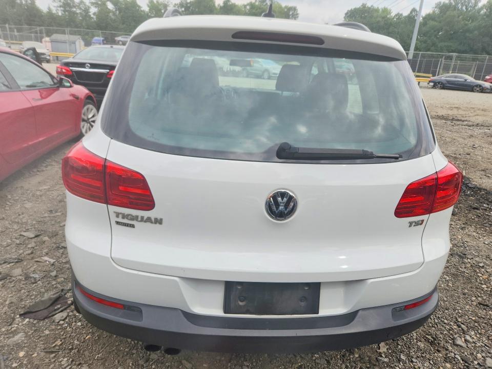 Продаж на аукціоні авто 2018 Volkswagen Tiguan Limited, vin: WVGAV7AX9JK003586, номер лоту: 65167786
