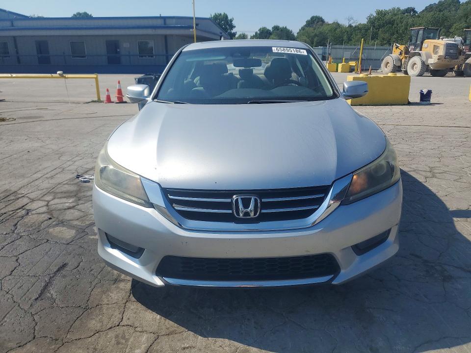 2015 Honda Accord მანქანა იყიდება აუქციონზე, vin: 1HGCR2F8XFA106083, აუქციონის ნომერი: 65895186