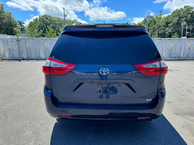 Aukcja sprzedaży 2018 Toyota Sienna, vin: 5TDYZ3DC4JS950391, numer aukcji: 64737526