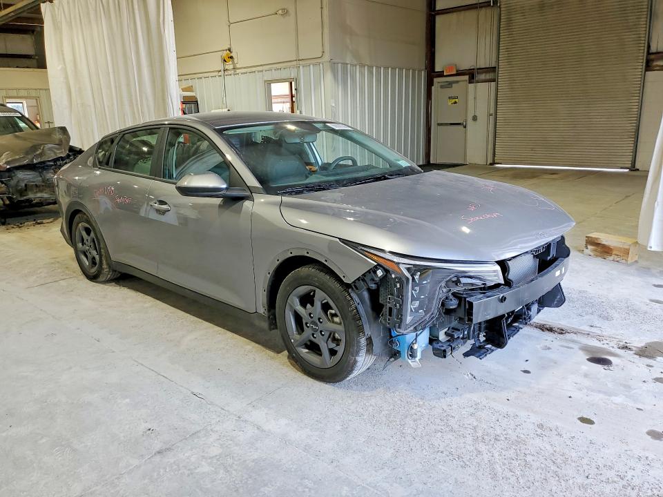 66008566 :رقم المزاد ، 3KPFT4DE5SE136553 vin ، 2025 Kia K4 مزاد بيع