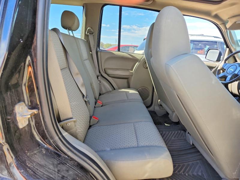 2005 Jeep Liberty მანქანა იყიდება აუქციონზე, vin: 1J4GL38K65W704473, აუქციონის ნომერი: 65619006