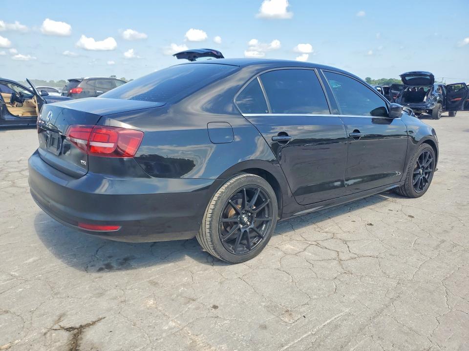 63366956 :رقم المزاد ، 3VW2B7AJ8HM313791 vin ، 2017 Volkswagen Jetta مزاد بيع