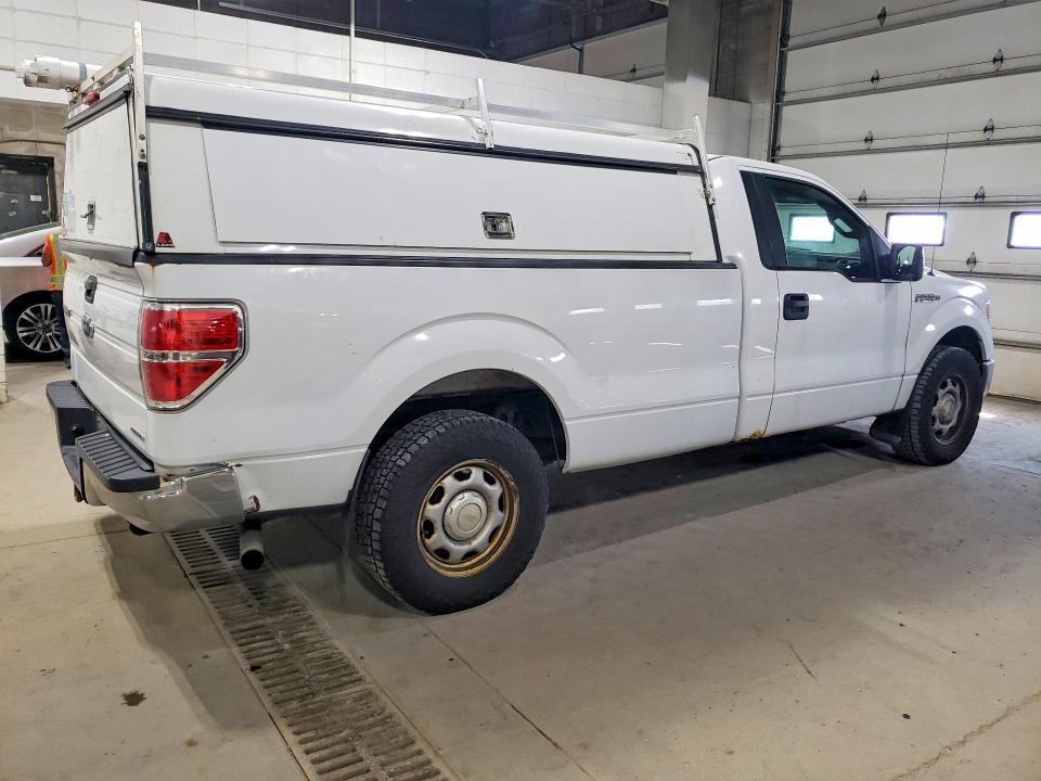 65646636 :رقم المزاد ، 1FTNF1CF2EKD17882 vin ، 2014 Ford F150 مزاد بيع