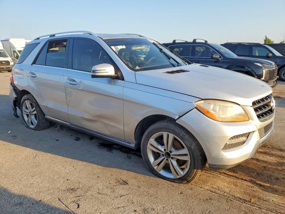 64516056 :رقم المزاد ، 4JGDA5JB2FA464000 vin ، 2015 Mercedes-benz Ml مزاد بيع