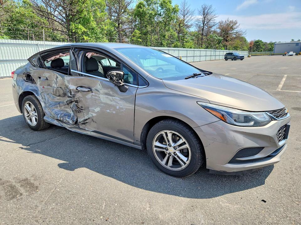 Продажа на аукционе авто 2017 Chevrolet Cruze, vin: 1G1BE5SM3H7280774, номер лота: 65679776