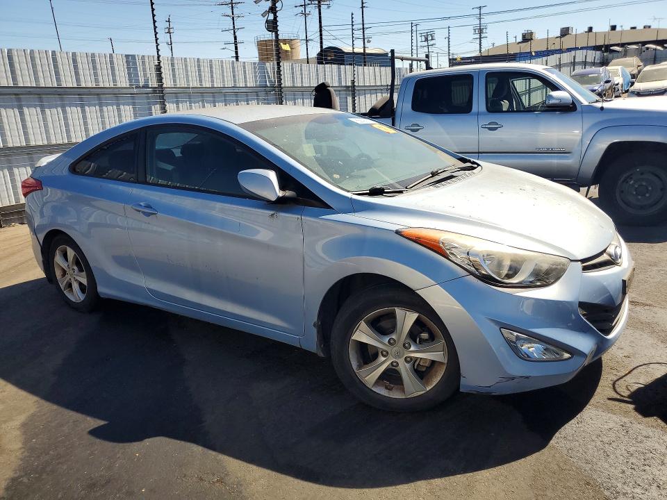 2013 Hyundai Elantra Coupe მანქანა იყიდება აუქციონზე, vin: KMHDH6AE4DU020365, აუქციონის ნომერი: 65896816