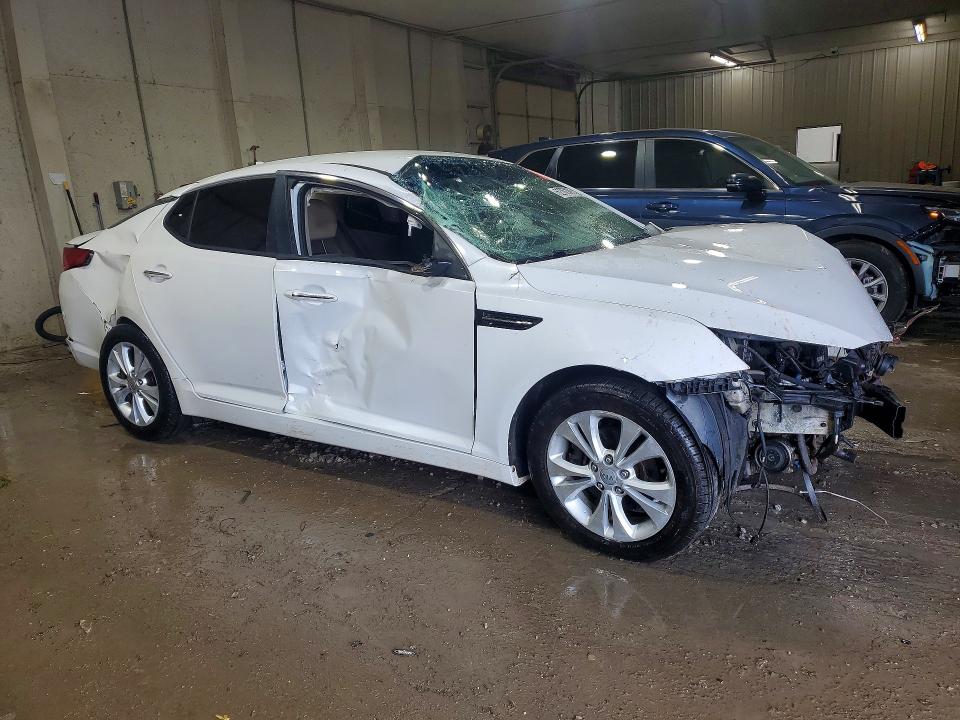 Продажа на аукционе авто 2012 Kia Optima, vin: KNAGM4A79C5275327, номер лота: 62762106