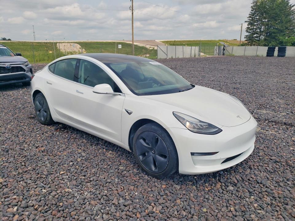 2019 Tesla Model 3 მანქანა იყიდება აუქციონზე, vin: 5YJ3E1EA1KF401681, აუქციონის ნომერი: 63896866