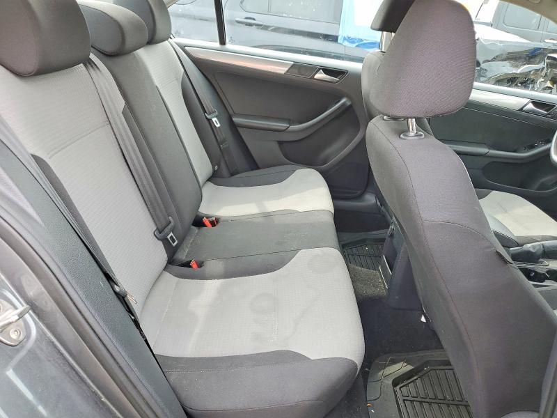 2017 Volkswagen Jetta მანქანა იყიდება აუქციონზე, vin: 3VW2B7AJ5HM330242, აუქციონის ნომერი: 64224426