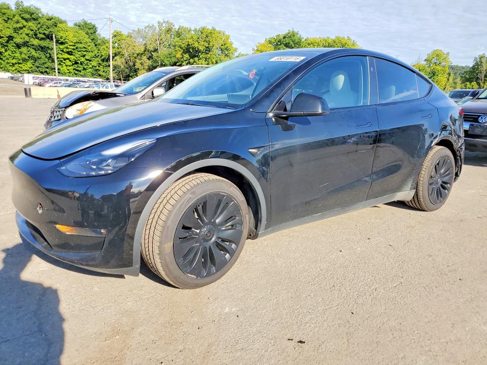 Продажа на аукционе авто 2023 Tesla Model Y, vin: 7SAYGDEE7PF858283, номер лота: 66810116