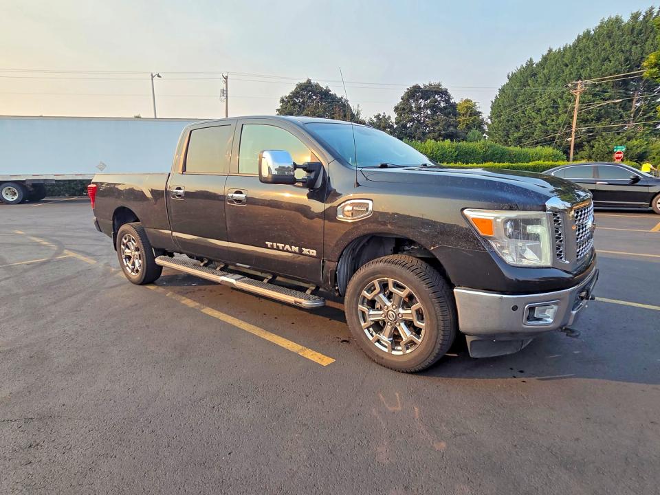Продаж на аукціоні авто 2017 Nissan Titan Xd, vin: 1N6BA1F40HN569738, номер лоту: 64047626