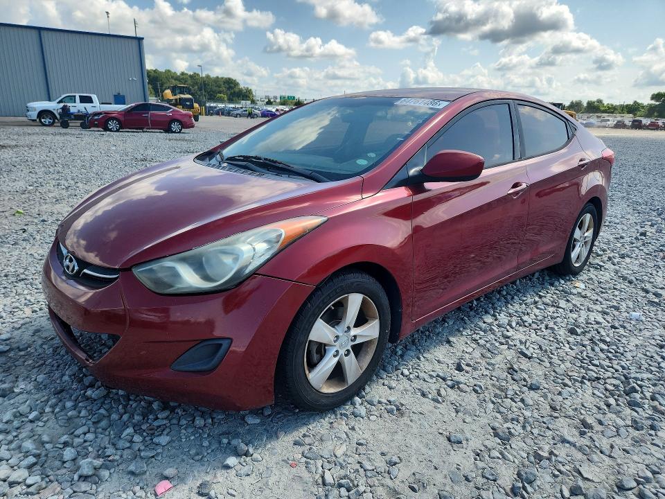 2013 Hyundai Elantra მანქანა იყიდება აუქციონზე, vin: 5NPDH4AE6DH385908, აუქციონის ნომერი: 64761486