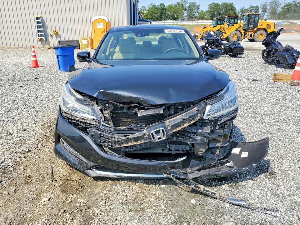 Aukcja sprzedaży 2017 Honda Accord, vin: JHMCR6F7XHC019707, numer aukcji: 64756896
