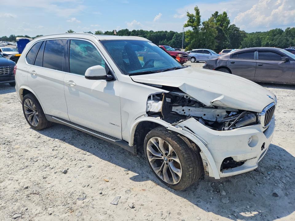 65138466 :رقم المزاد ، 5UXKR2C37H0X04240 vin ، 2017 Bmw X5 مزاد بيع
