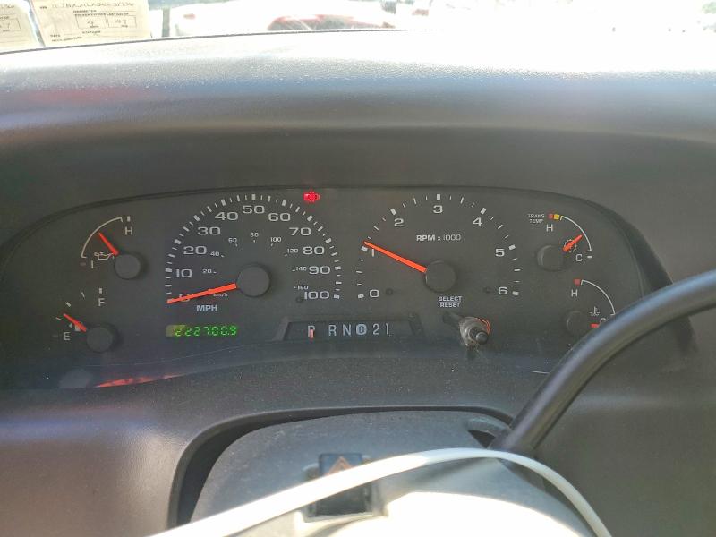 63786816 :رقم المزاد ، 1FTNX21LX2EC31936 vin ، 2002 Ford F250 مزاد بيع
