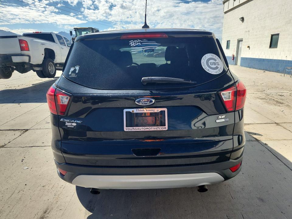 2019 Ford Escape მანქანა იყიდება აუქციონზე, vin: 1FMCU9GD9KUB03777, აუქციონის ნომერი: 65715156