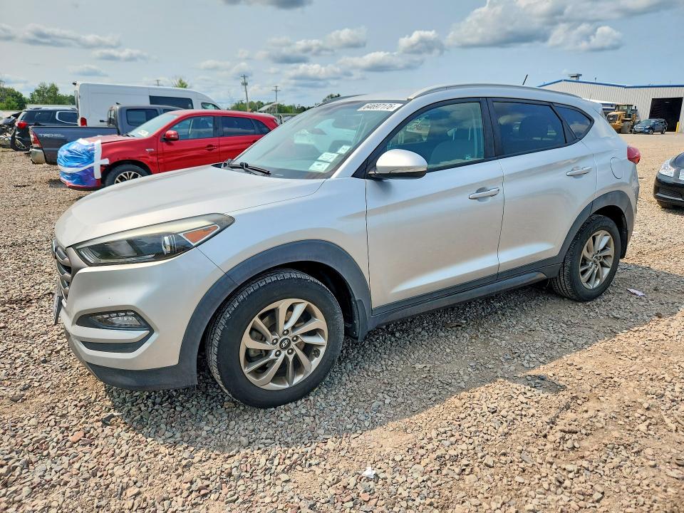 64697176 :رقم المزاد ، KM8J33A22GU164927 vin ، 2016 Hyundai Tucson مزاد بيع