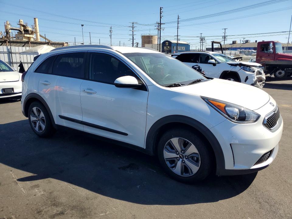 2019 Kia Niro მანქანა იყიდება აუქციონზე, vin: KNDCB3LC5K5300346, აუქციონის ნომერი: 63934076