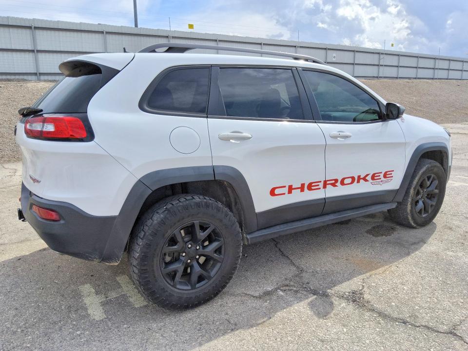 Продажа на аукционе авто 2016 Jeep Cherokee, vin: 1C4PJMBS2GW215212, номер лота: 64850326