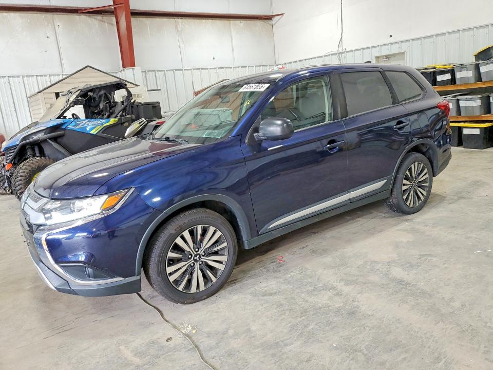 2019 Mitsubishi Outlander მანქანა იყიდება აუქციონზე, vin: JA4AZ3A38KZ005850, აუქციონის ნომერი: 64561856