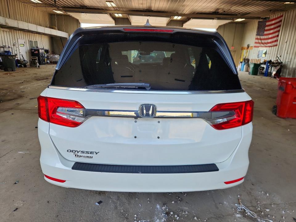 63314496 :رقم المزاد ، 5FNRL6H77JB085506 vin ، 2018 Honda Odyssey مزاد بيع
