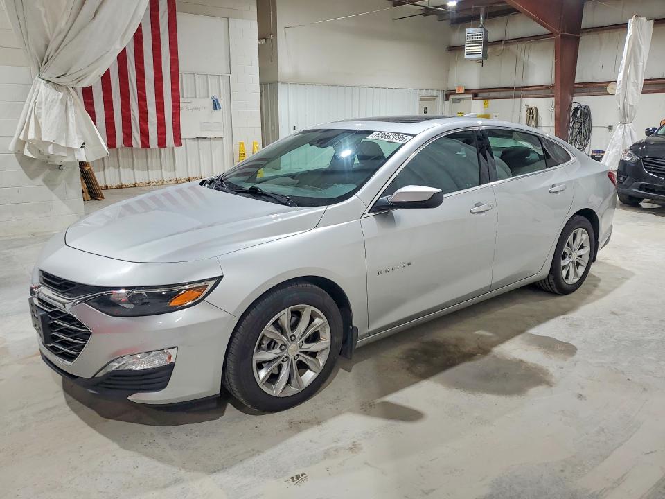 63692096 :رقم المزاد ، 1G1ZD5ST2NF111260 vin ، 2022 Chevrolet Malibu مزاد بيع