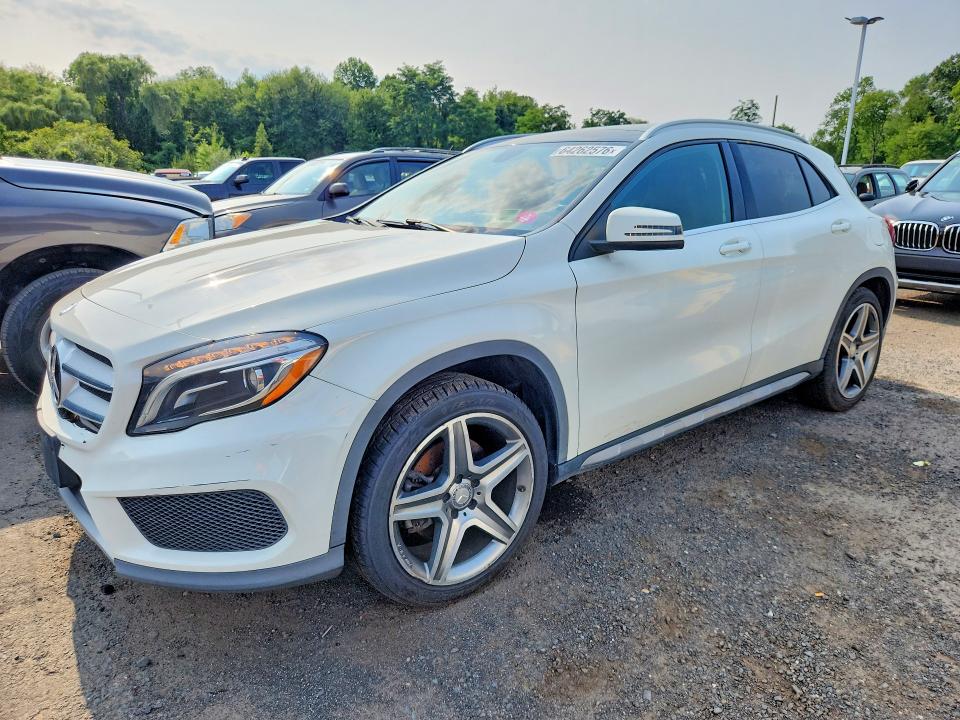 64262576 :رقم المزاد ، WDCTG4GBXFJ039814 vin ، 2015 Mercedes-benz Gla مزاد بيع