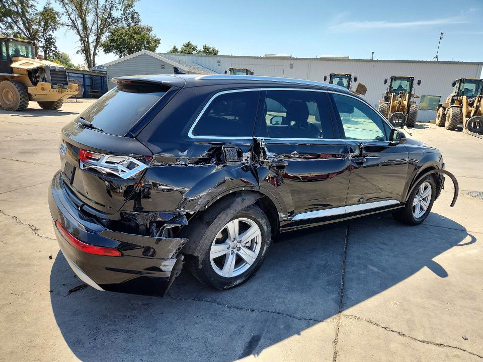 65030536 :رقم المزاد ، WA1AHAF79KD021541 vin ، 2019 Audi Q7 مزاد بيع