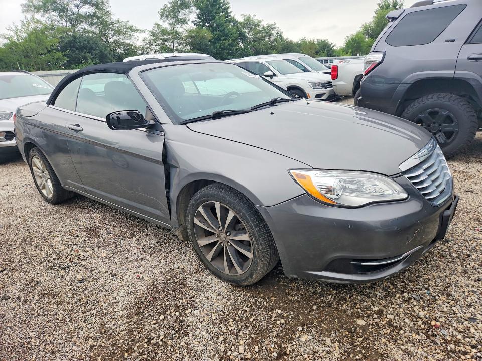 Продажа на аукционе авто 2011 Chrysler 200, vin: 1C3BC2EG8BN620347, номер лота: 64488256