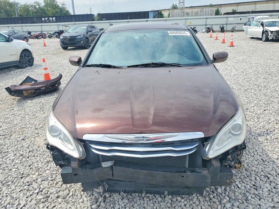 Продаж на аукціоні авто 2013 Chrysler 200, vin: 1C3CCBAB2DN648078, номер лоту: 66680026