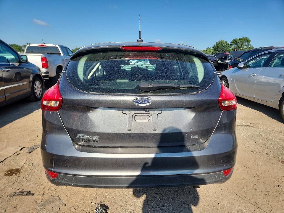 65136596 :رقم المزاد ، 1FADP3K25JL317663 vin ، 2018 Ford Focus مزاد بيع
