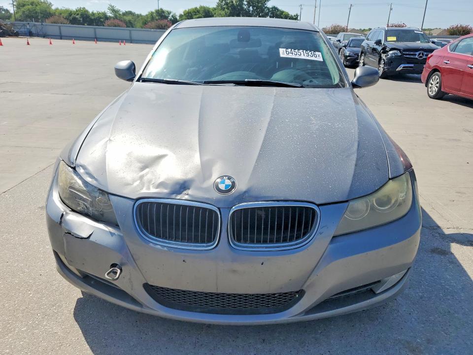 64551936 :رقم المزاد ، WBAPH7G51ANM52753 vin ، 2010 Bmw 328 مزاد بيع