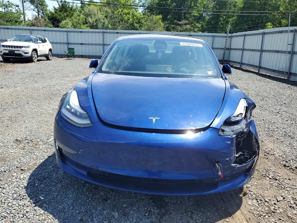 2019 Tesla Model 3 მანქანა იყიდება აუქციონზე, vin: 5YJ3E1EA2KF427139, აუქციონის ნომერი: 63909476