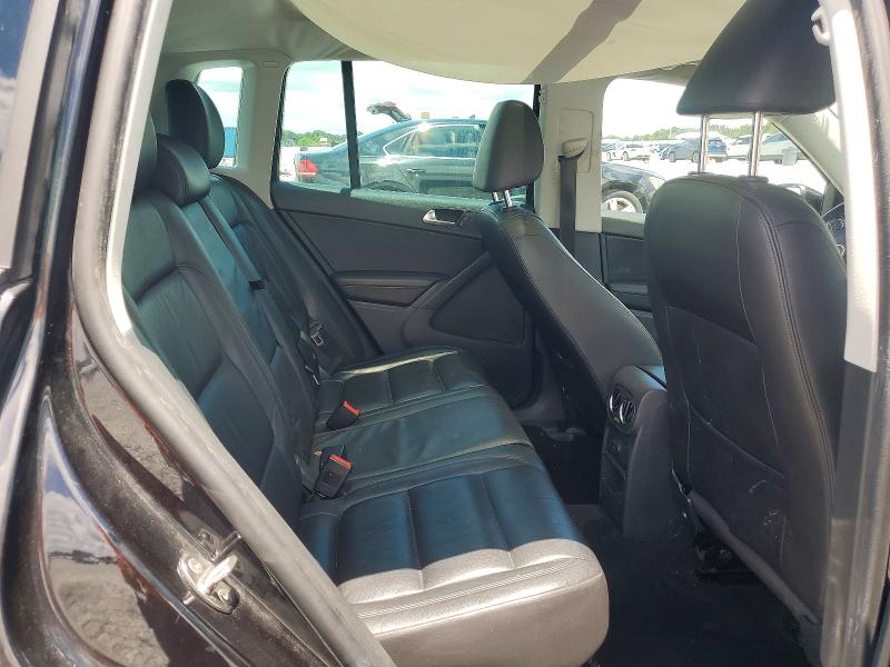 Продаж на аукціоні авто 2017 Volkswagen Tiguan, vin: WVGUV7AX8HW504338, номер лоту: 64432286