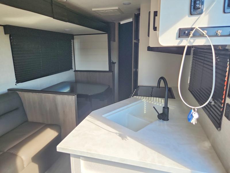 2024 Jayco Jay Flight Slx მანქანა იყიდება აუქციონზე, vin: 1UJBC0BP6R1YY0249, აუქციონის ნომერი: 65990496