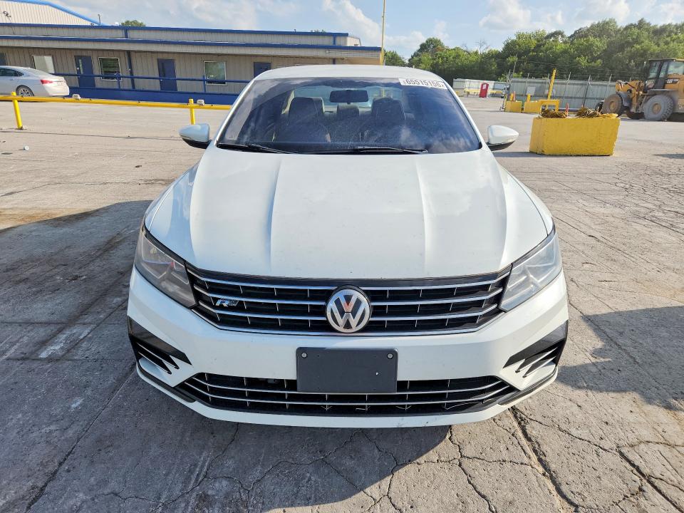 Продажа на аукционе авто 2017 Volkswagen Passat, vin: 1VWDT7A3XHC008947, номер лота: 65515156