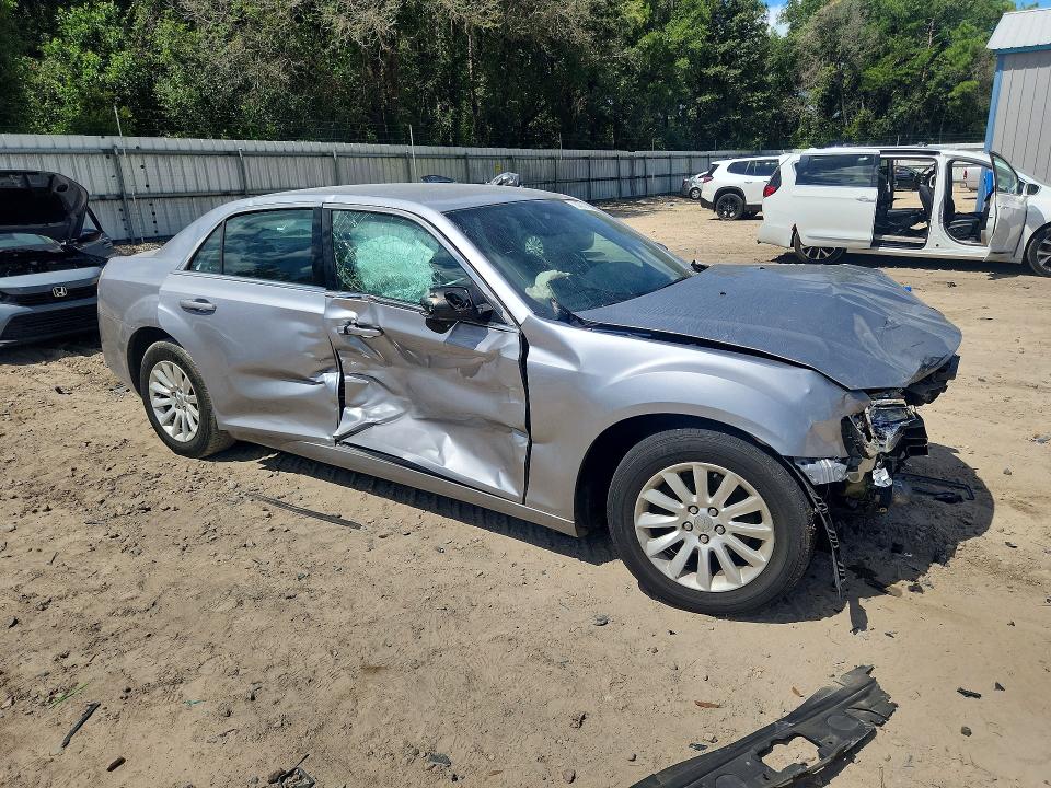 Продаж на аукціоні авто 2014 Chrysler 300, vin: 2C3CCAAG7EH127910, номер лоту: 64697426