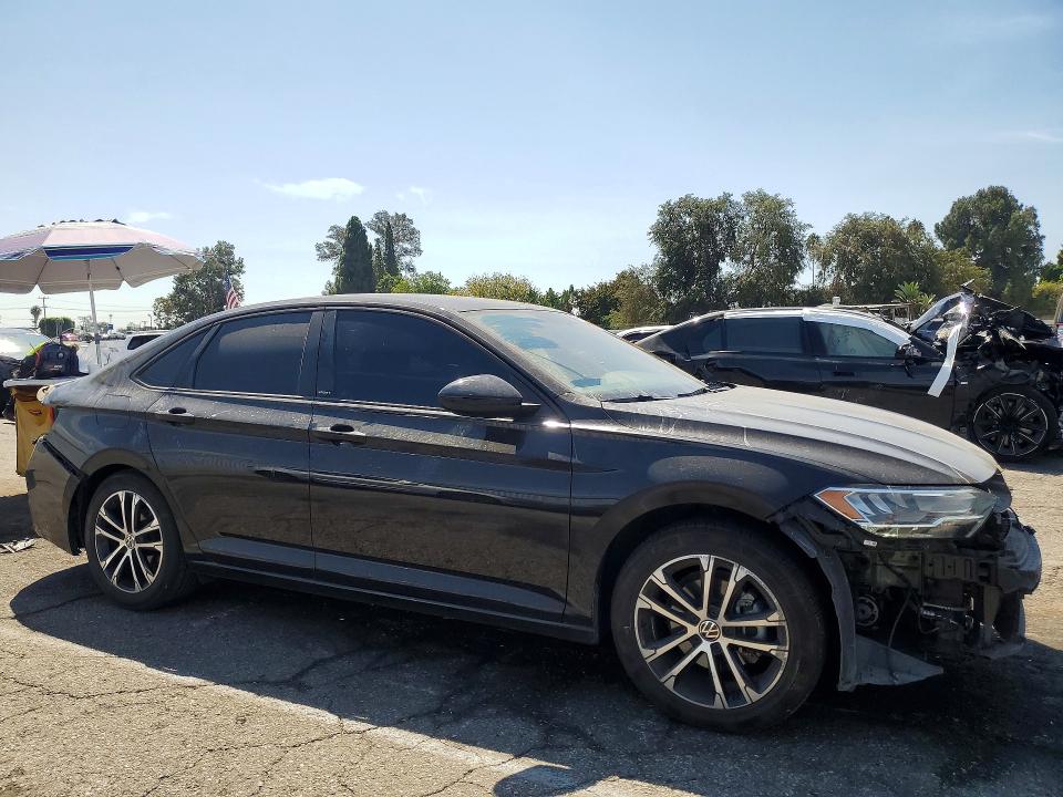 Продажа на аукционе авто 2023 Volkswagen Jetta, vin: 3VWBM7BU3PM026604, номер лота: 66635336