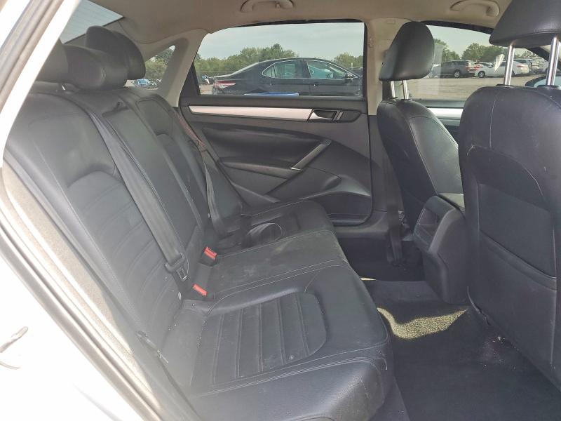 65347036 :رقم المزاد ، 1VWBM7A32CC024248 vin ، 2012 Volkswagen Passat مزاد بيع