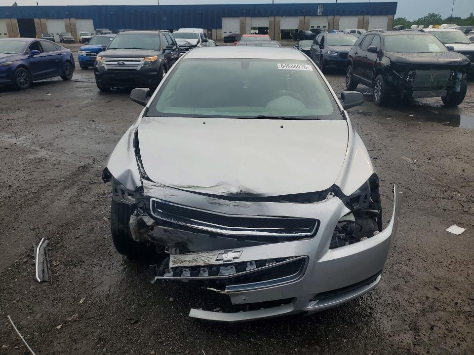 64608076 :رقم المزاد ، 1G1ZB5EBXAF264505 vin ، 2010 Chevrolet Malibu مزاد بيع