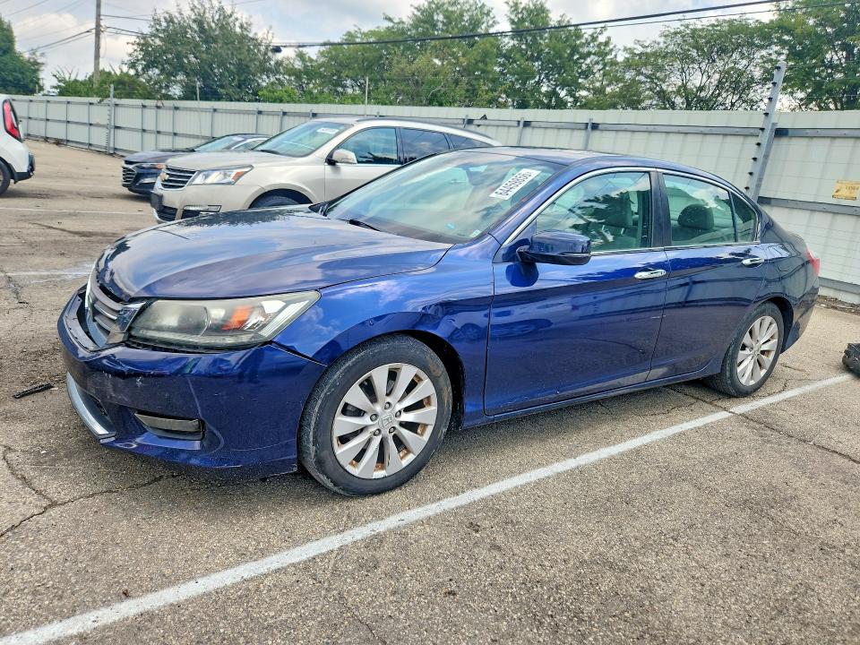 64459856 :رقم المزاد ، 1HGCR2F8XFA097840 vin ، 2015 Honda Accord مزاد بيع
