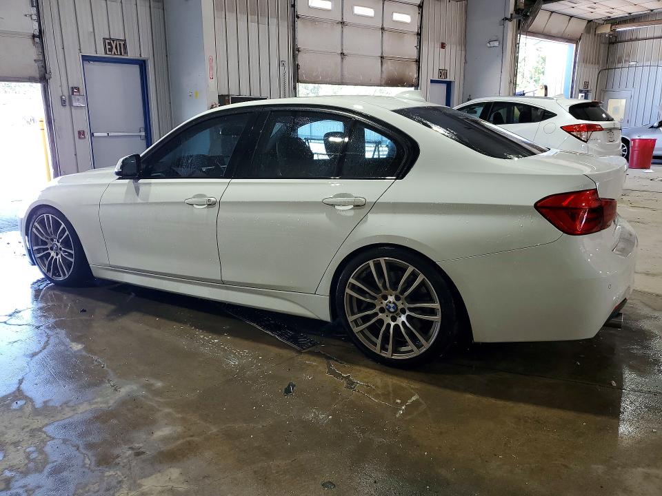 2017 Bmw 340 მანქანა იყიდება აუქციონზე, vin: WBA8B7G56HNU37391, აუქციონის ნომერი: 63037846
