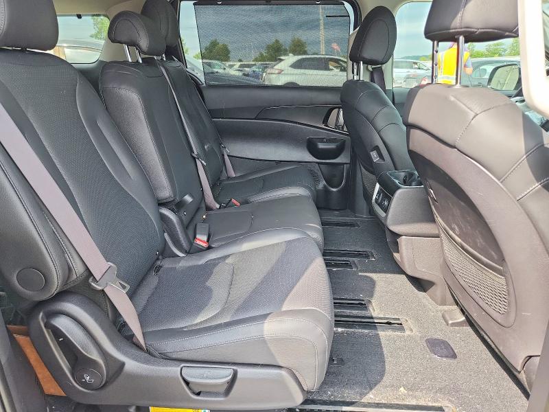 Продажа на аукционе авто 2025 Kia Carnival, vin: KNDNE5K35S6505138, номер лота: 66564126