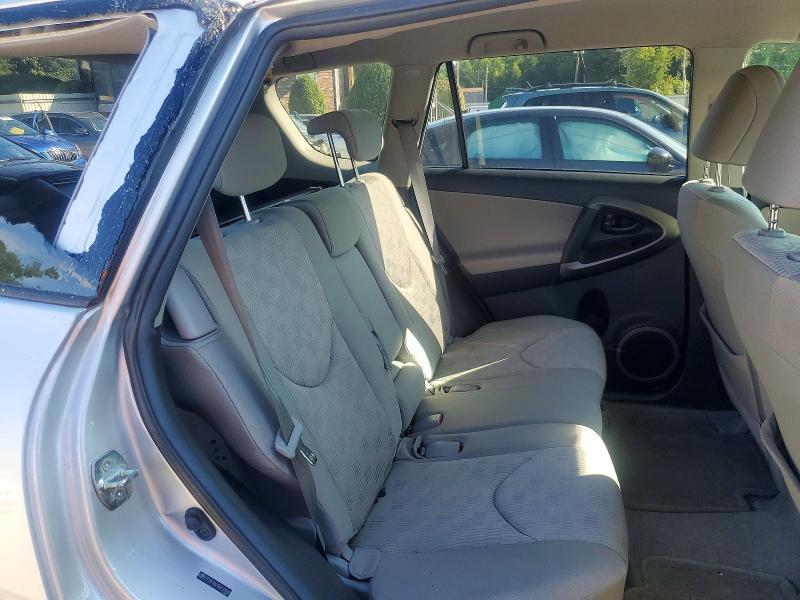 63055756 :رقم المزاد ، 2T3BF4DV1BW137838 vin ، 2011 Toyota Rav4 مزاد بيع