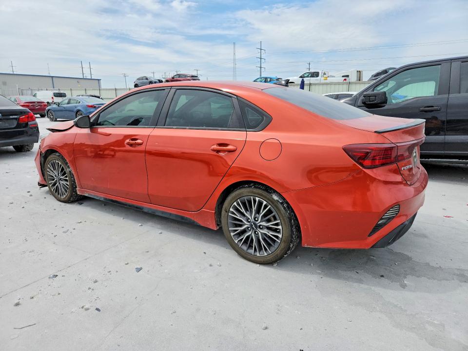 2022 Kia Forte მანქანა იყიდება აუქციონზე, vin: 3KPF54AD6NE496182, აუქციონის ნომერი: 64515126